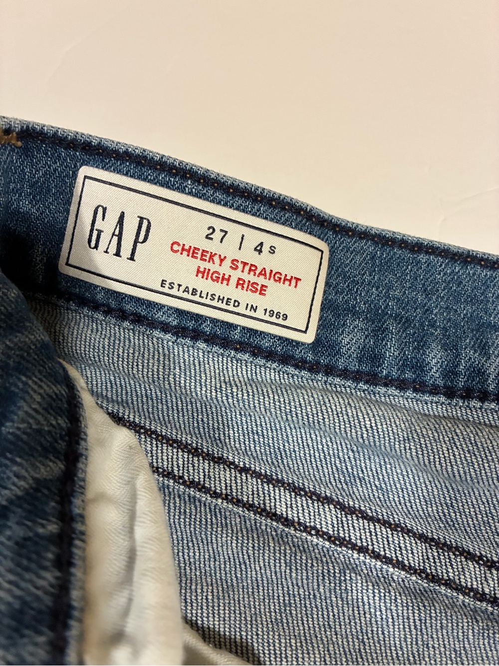 GAP Cheeky Straight High Rise Light Blue Denim Ankle Jeans 4S